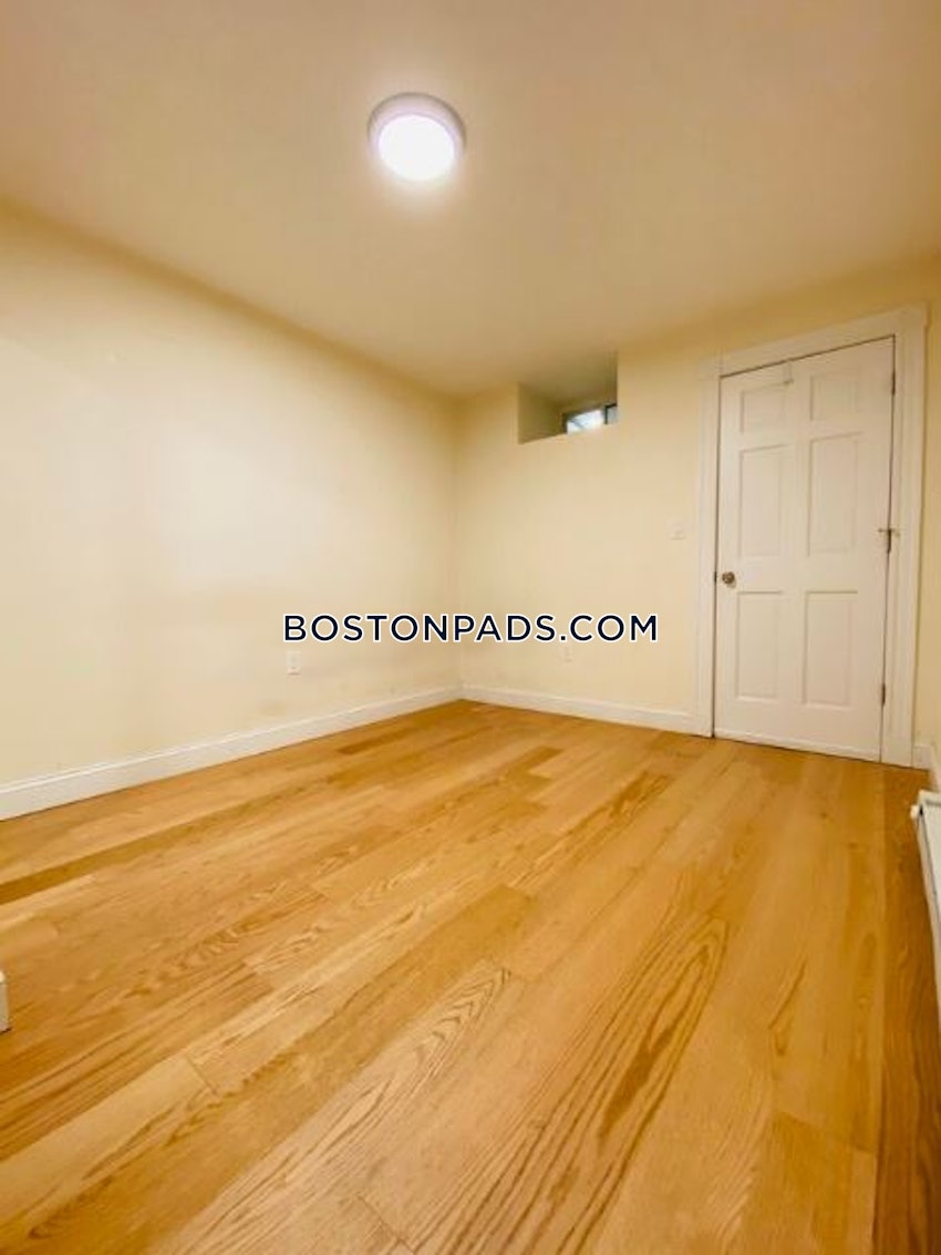 BOSTON - SOUTH BOSTON - ANDREW SQUARE - 6 Beds, 2.5 Baths - Image 18