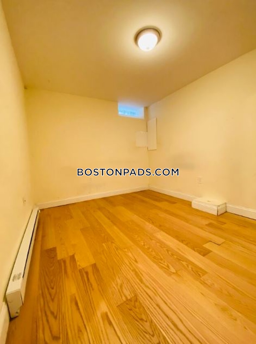 BOSTON - SOUTH BOSTON - ANDREW SQUARE - 6 Beds, 2.5 Baths - Image 21