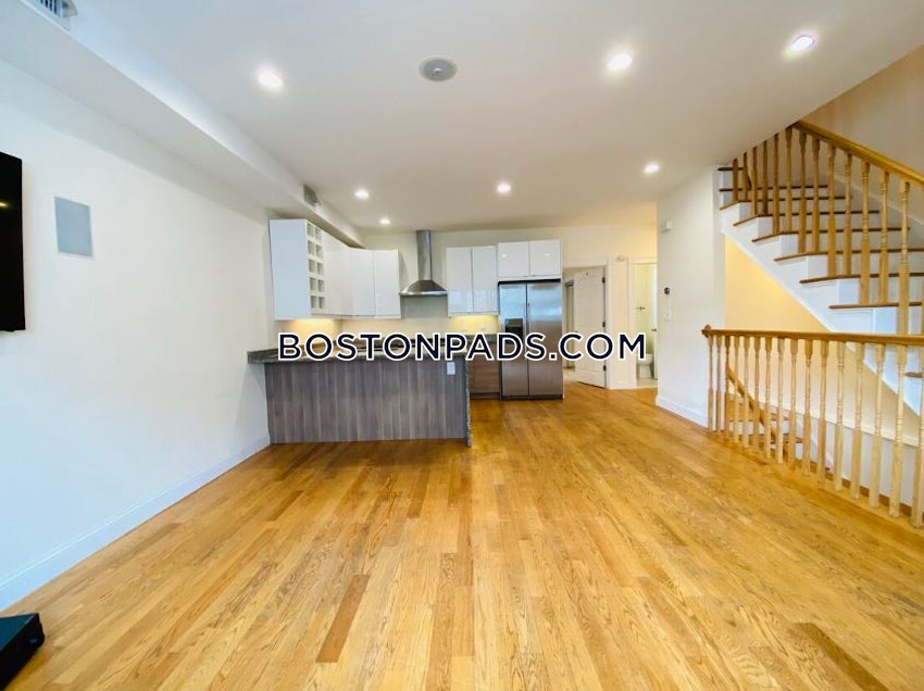 BOSTON - SOUTH BOSTON - ANDREW SQUARE - 6 Beds, 2.5 Baths - Image 13