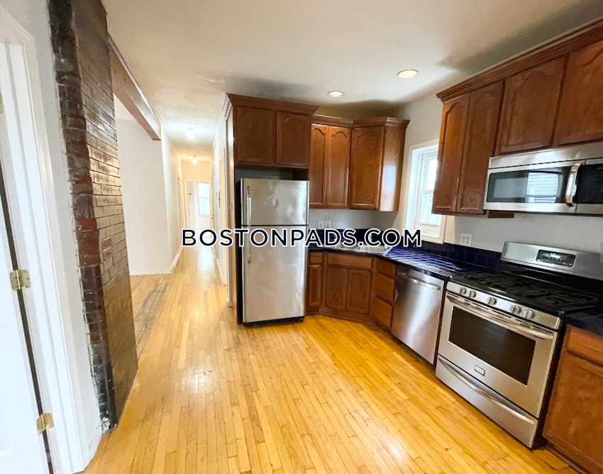 BOSTON - MISSION HILL - 4 Beds, 1.5 Baths - Image 1