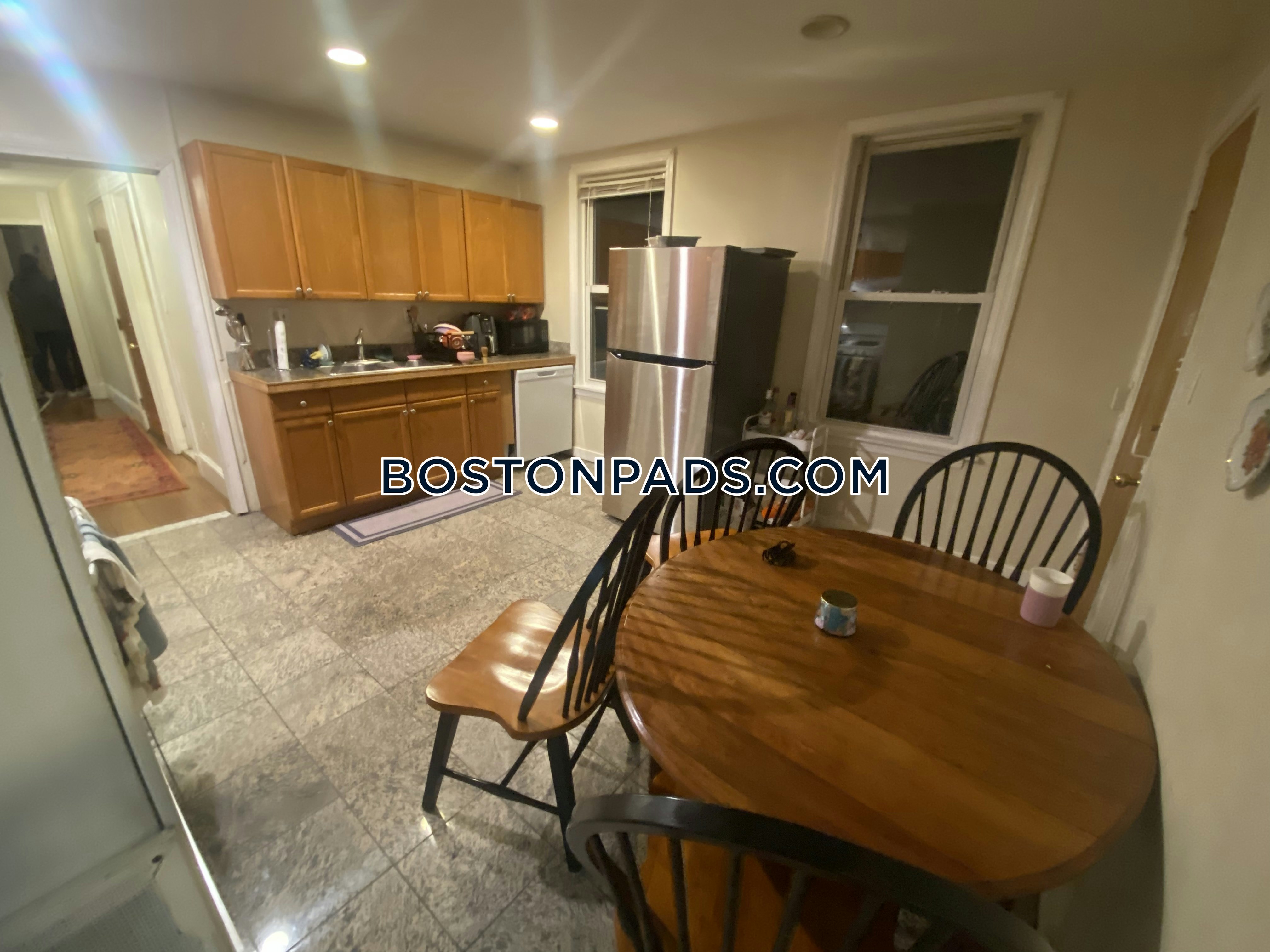 Mission Hill, Boston, MA - 4 Beds, 1.5 Baths - $4,800 - ID#6094801