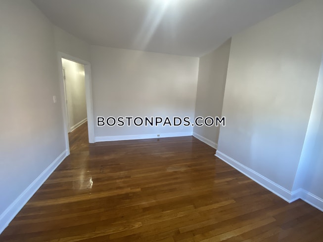 Boston - $3,550+ /mo