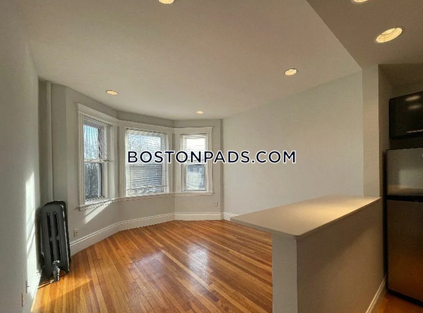 BOSTON - FENWAY/KENMORE - 1 Bed, 1 Bath - Image 1