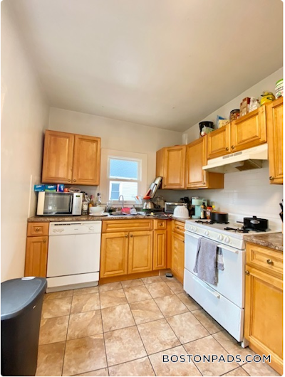 Allston 3 Bed 1 Bath BOSTON Boston - $3,600