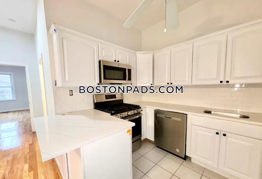 BOSTON - SOUTH BOSTON - ANDREW SQUARE - 3 Beds, 1 Bath - Image 2