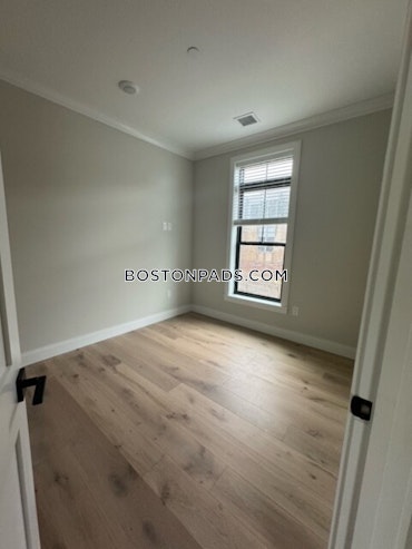 Boston - 2 Beds, 2 Baths