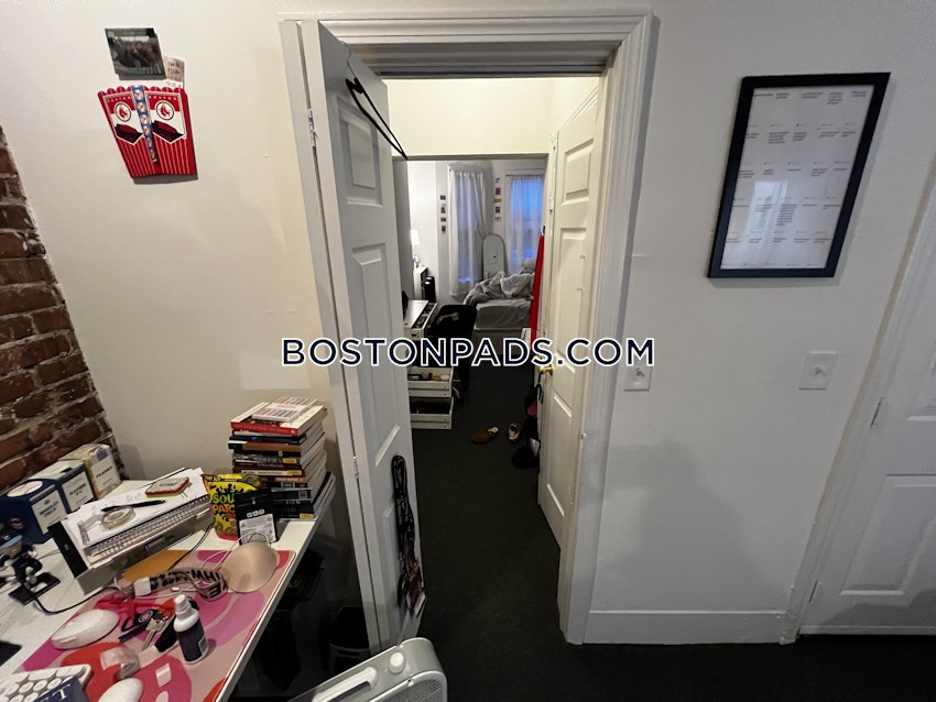 BOSTON - NORTHEASTERN/SYMPHONY - 1 Bed, 1 Bath - Image 6