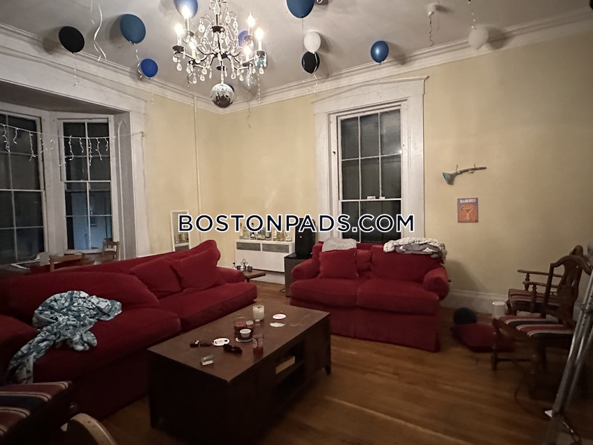 Roxbury Crossing - $9,300+ /month