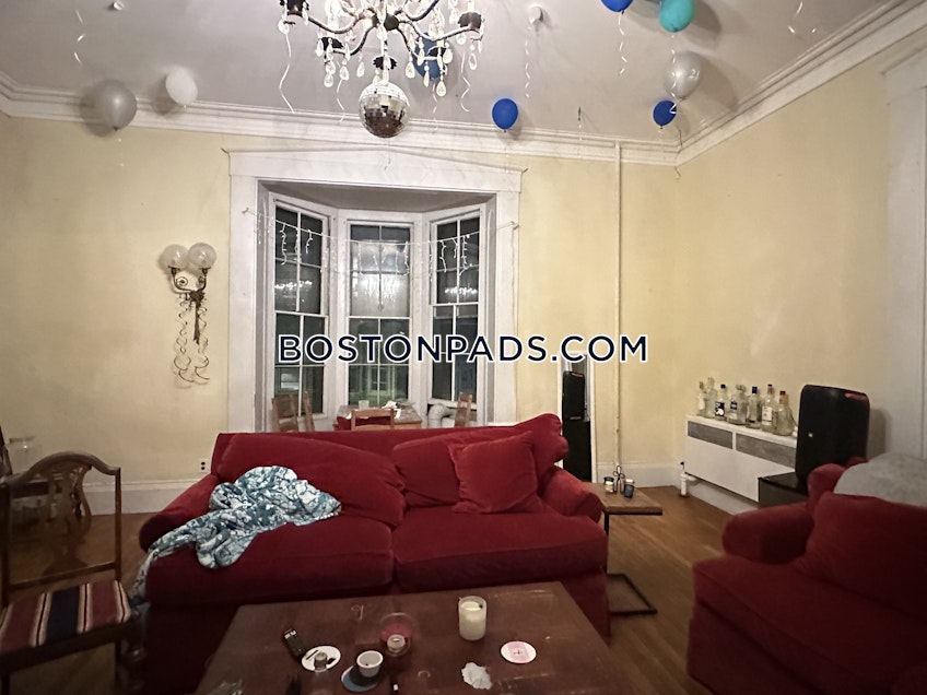 Roxbury Crossing - $9,300+ /month