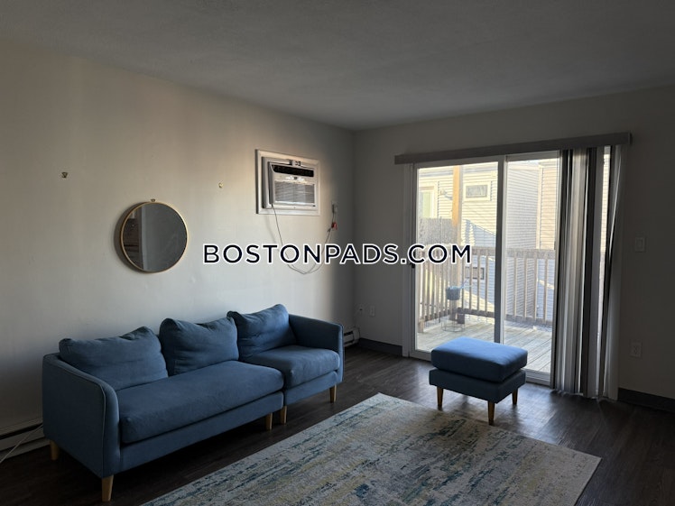 Meridian St., Boston