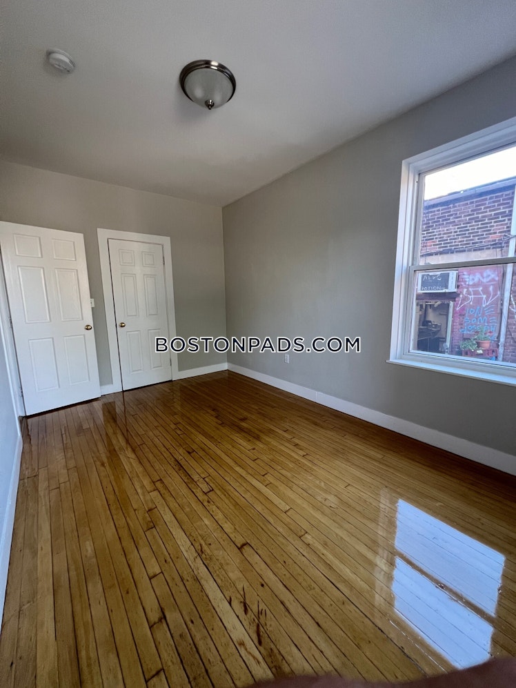 Farrington Ave., Boston