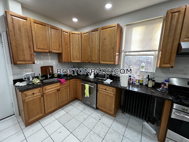 Boston - $6,600+ /mo