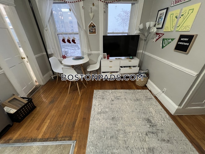 Boston - $5,050+ /mo