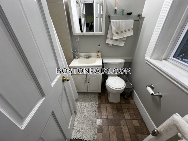 Boston - $5,050+ /mo