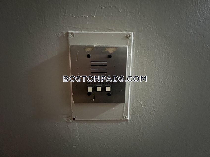 Boston - $5,050+ /month