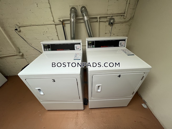 Boston - $5,050+ /mo