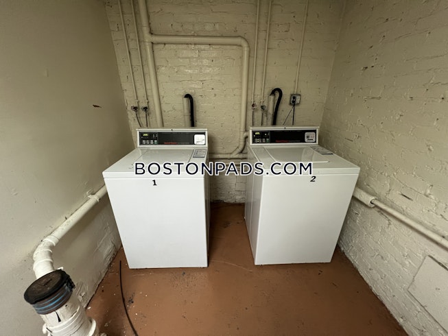 Boston - $5,050+ /mo