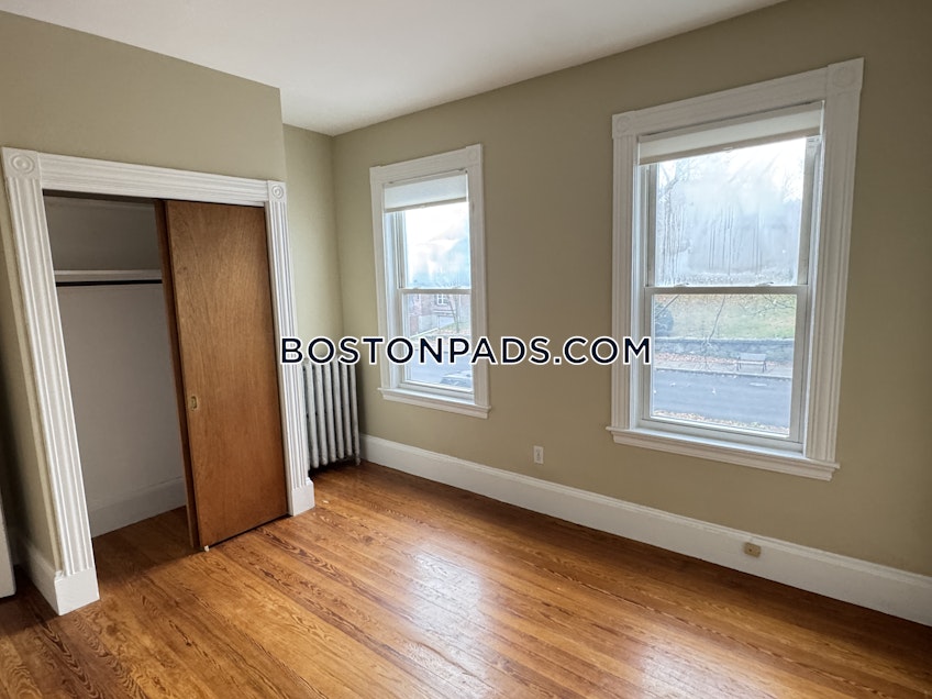 Brookline - $2,700+ /month