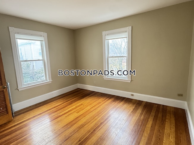 Brookline - $2,700+ /mo