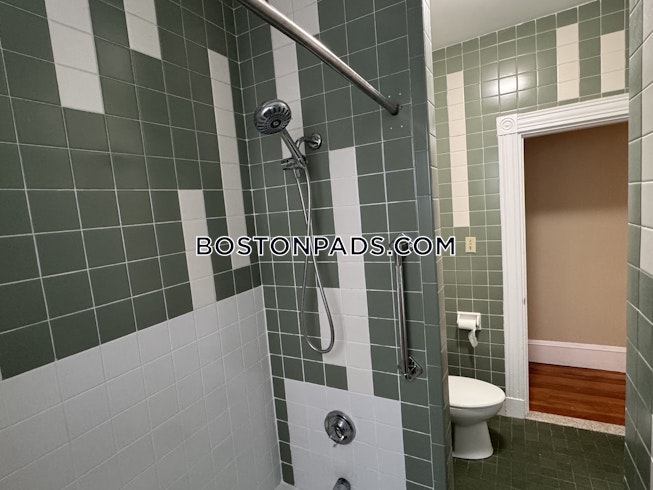 Brookline - $2,700+ /mo