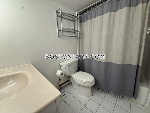 Brigham St. Boston photo 21