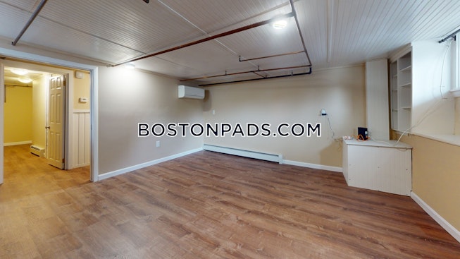 Somerville - $4,200+ /mo