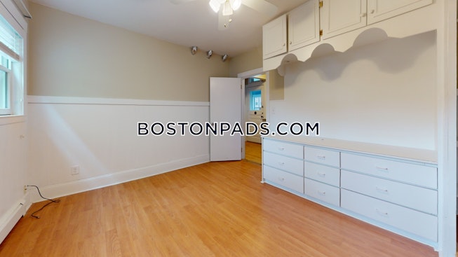 Somerville - $4,200+ /mo