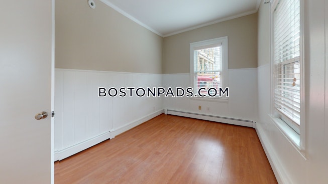 Somerville - $4,200+ /mo