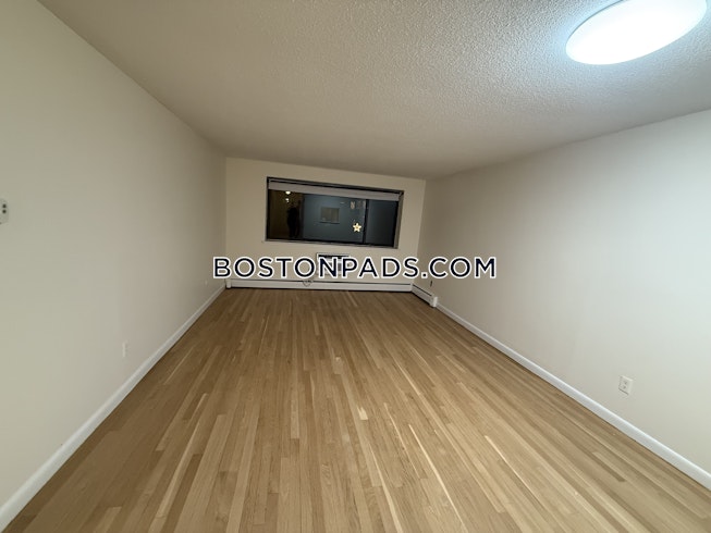 Cambridge - $2,075+ /mo