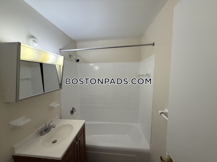 Homer Ave., Cambridge