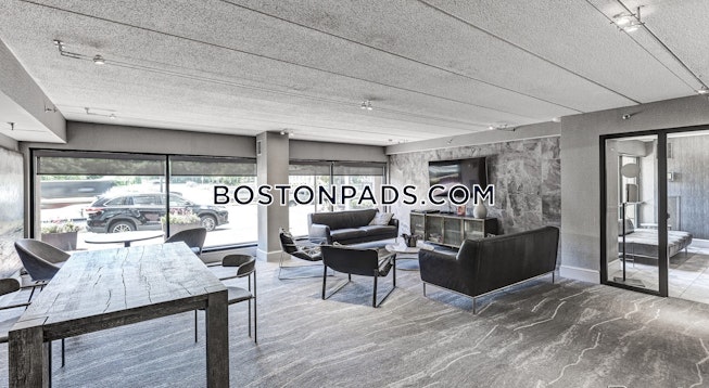 Boston - $2,575+ /mo