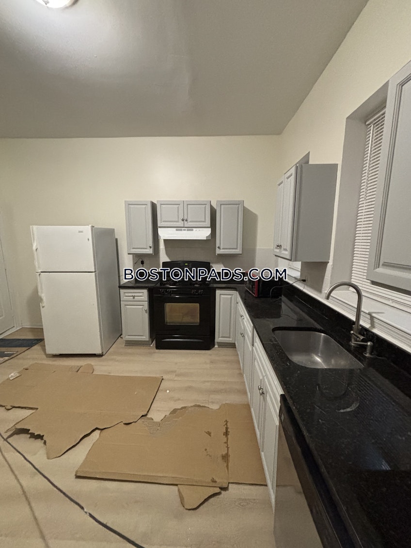 Boston - $4,400+ /month