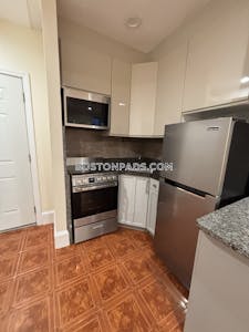 Brookline 1 Bed 1 Bath  Coolidge Corner - $2,200 No Fee