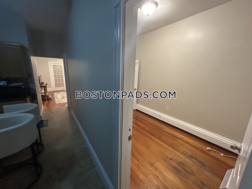 Boston - $2,600+ /month