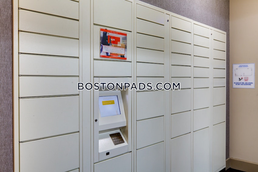 Medford - $3,830+ /month