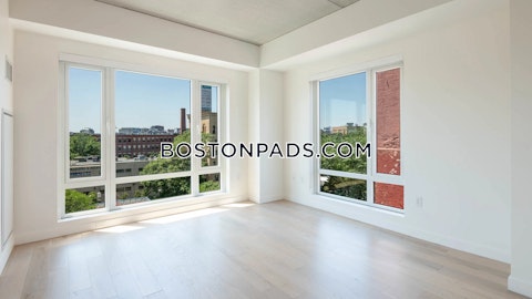 Traveler St. Boston photo 32