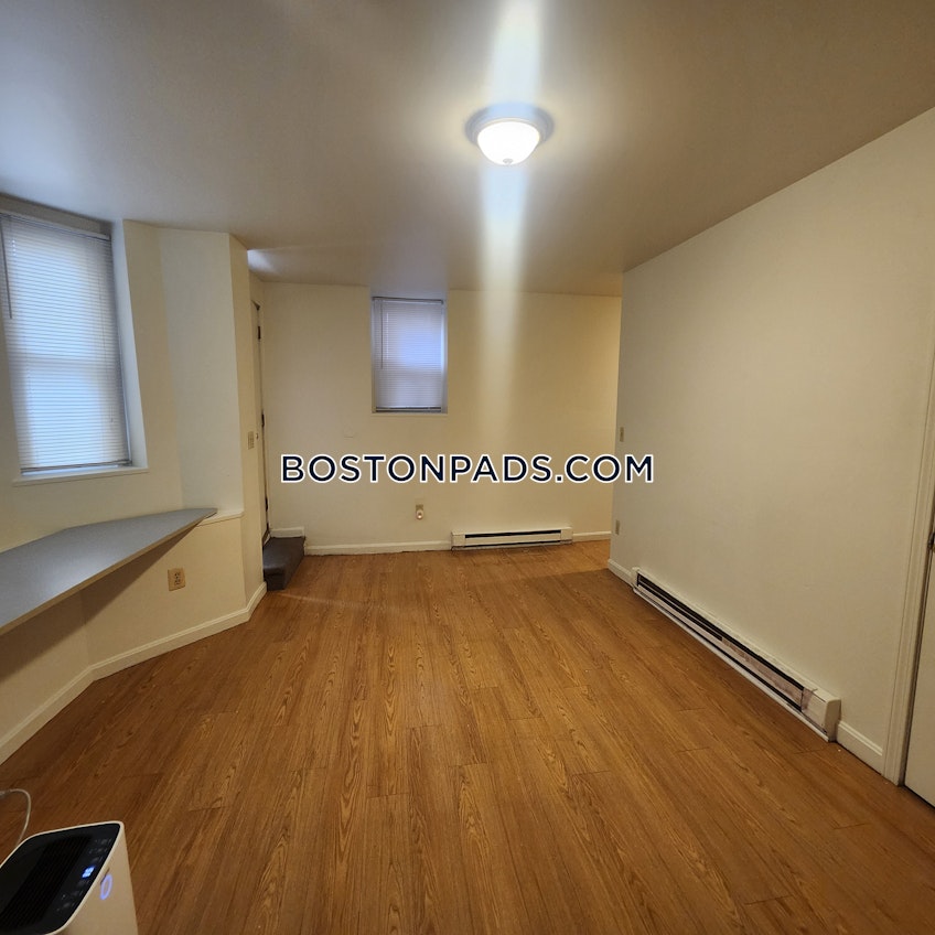 Boston - $2,725+ /month