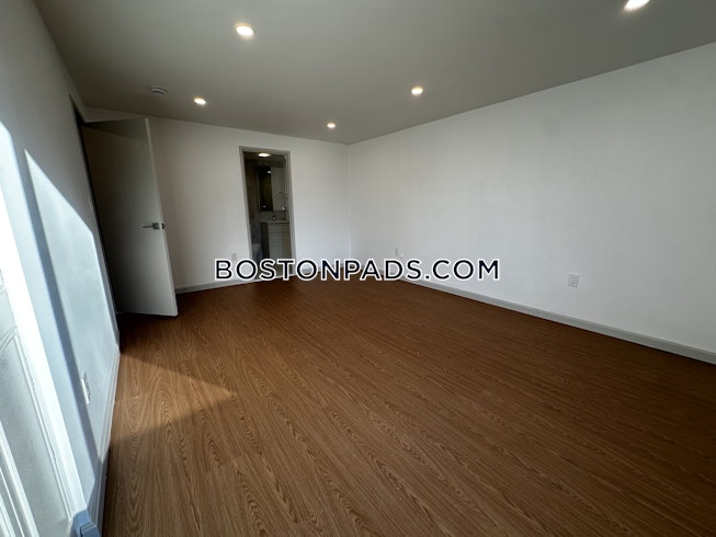 Brookline - $4,800+ /mo