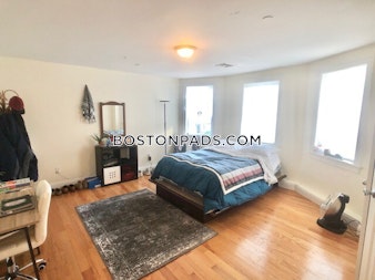 Fisher Ave. Roxbury Crossing