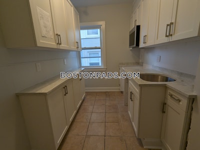 Somerville 2 Beds 1 Bath  Tufts - $2,900 No Fee