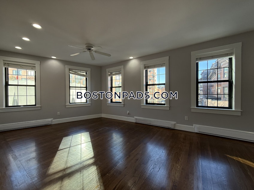 Boston - $4,100+ /month