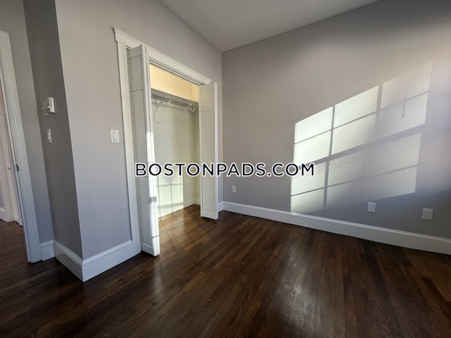 Boston - $4,100+ /mo