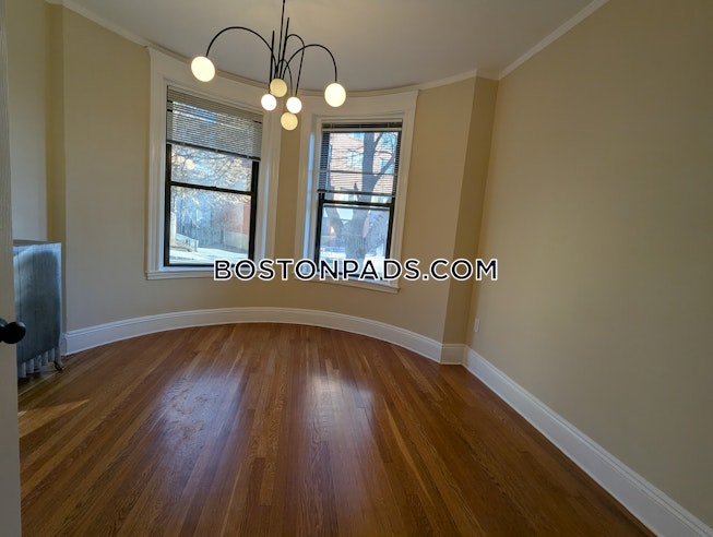 Brookline - $7,200+ /mo