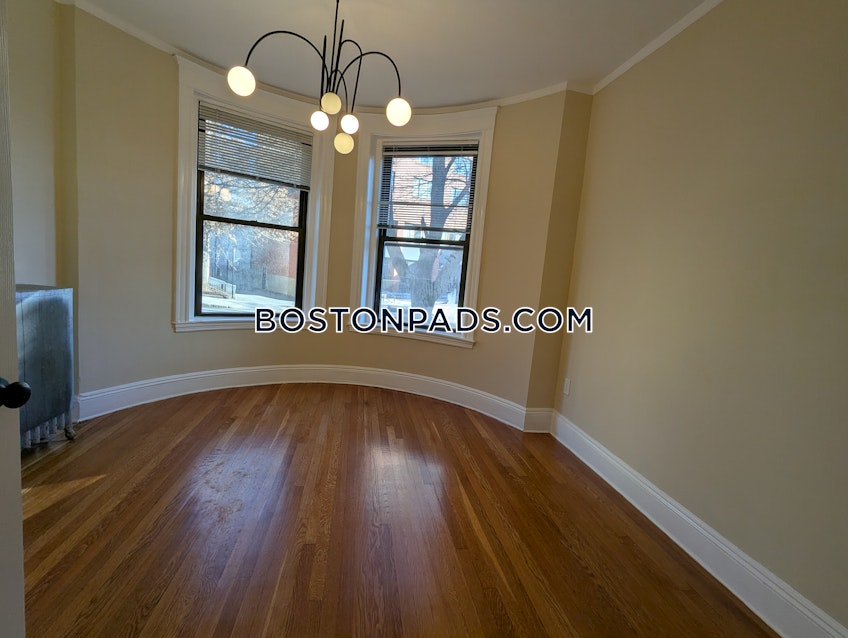 Brookline - $7,200+ /month
