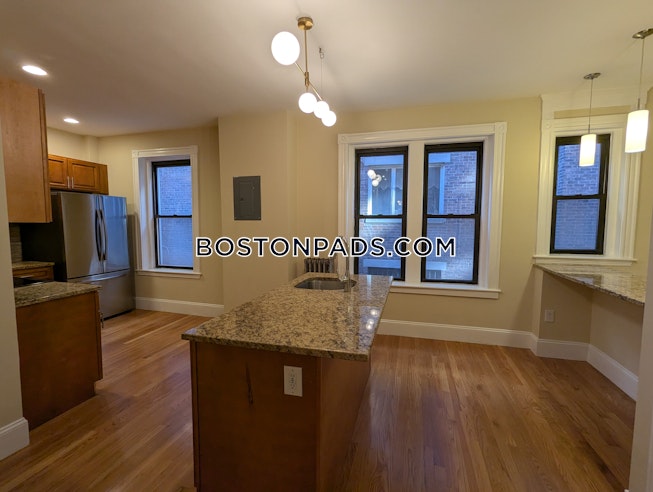 Brookline - $7,200+ /mo