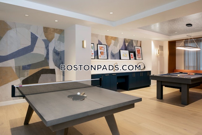 Boston - $2,971+ /mo