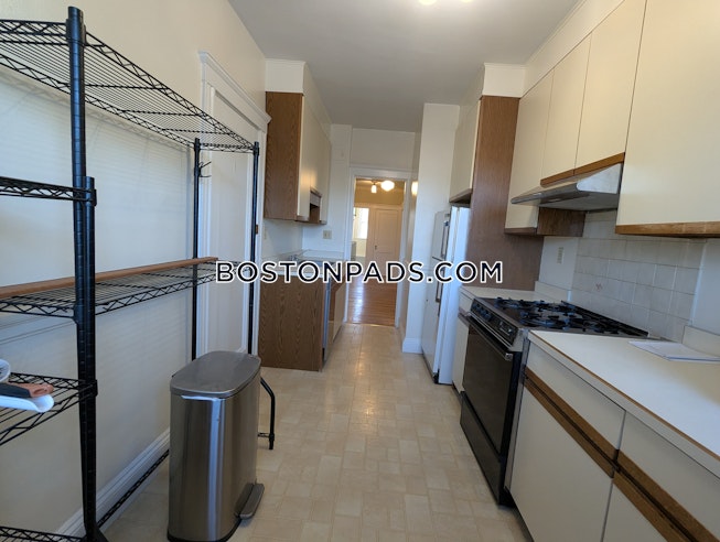 Brookline - $2,500+ /mo