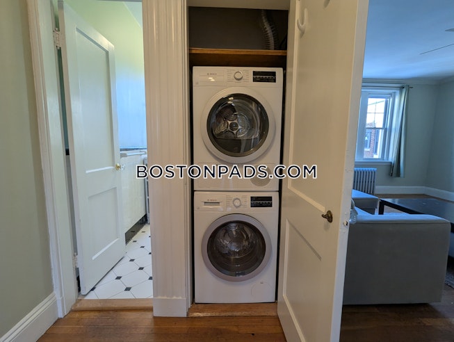 Brookline - $2,500+ /mo