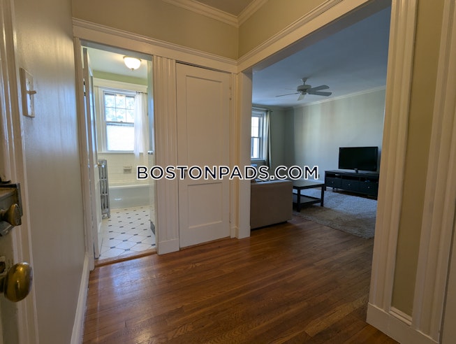 Brookline - $2,500+ /mo
