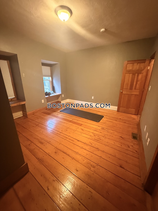 Roxbury Crossing - $9,900+ /mo
